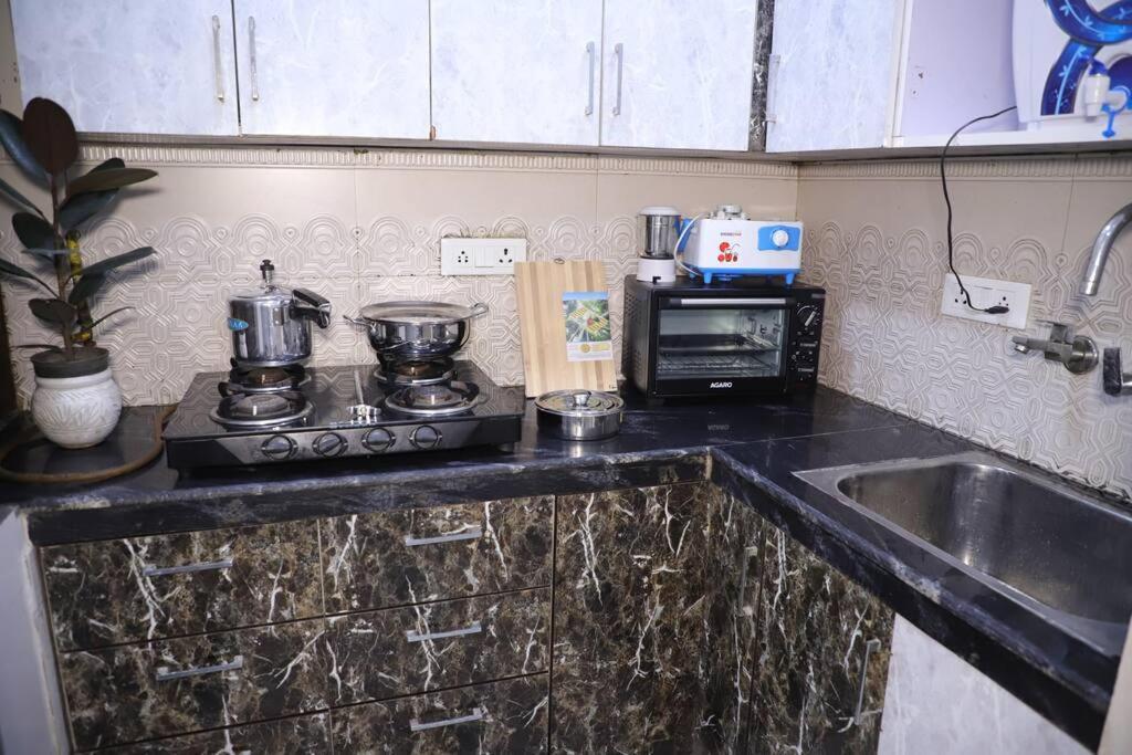 Apartment Fortune Service 1bhk,l-36b,saket